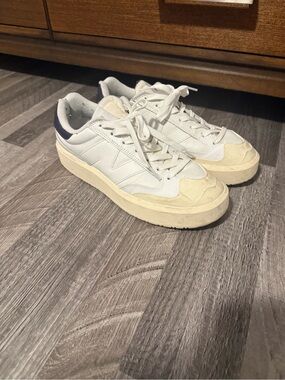 New Balance Sneakers Men’s 8.5